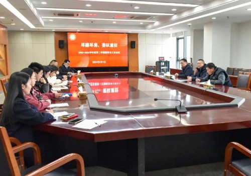 尽“膳”尽美，不负“食”光——我校开展新学期膳食管理委员会活动